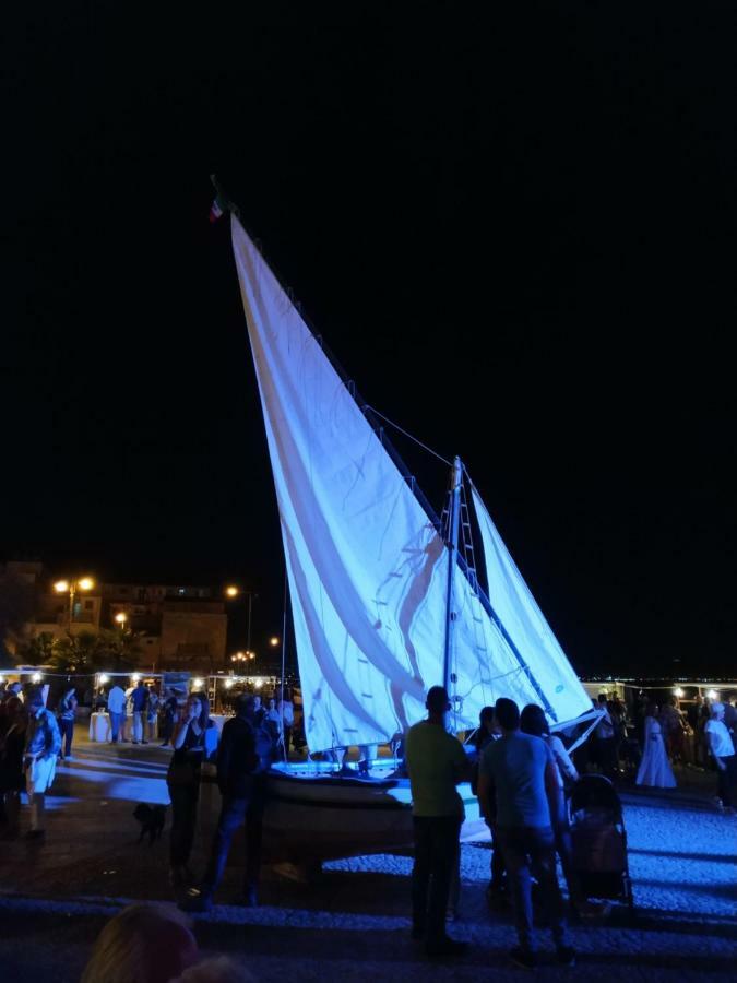 Aspra Al Delfino Blu